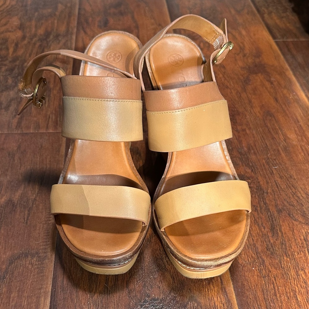 Tory Burch Women's Tan and Brown Sandals